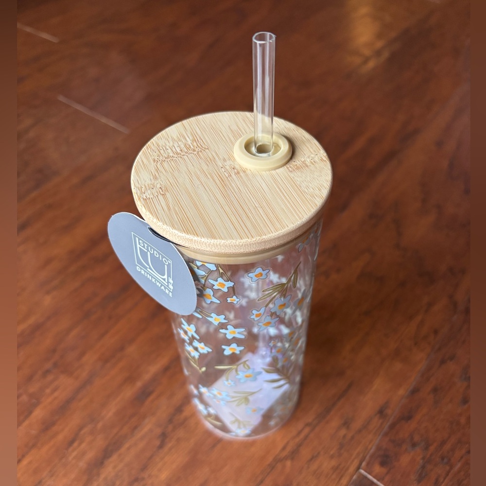 Studio Oh! Floral Glass Tumbler With Bamboo Lid And Straw - Picture 3 of 7